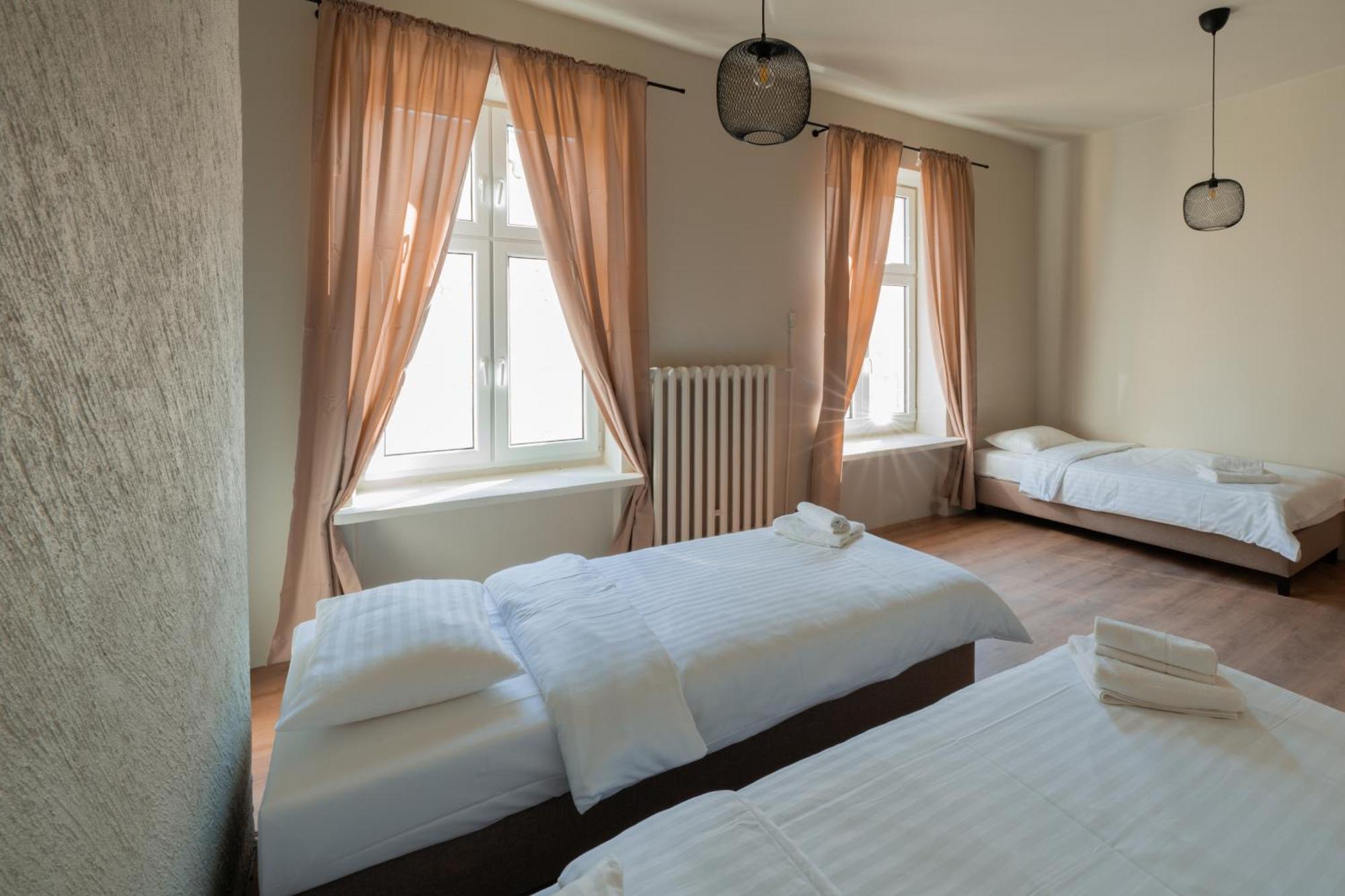 Hotelik Relax H360 Łódź Exterior foto