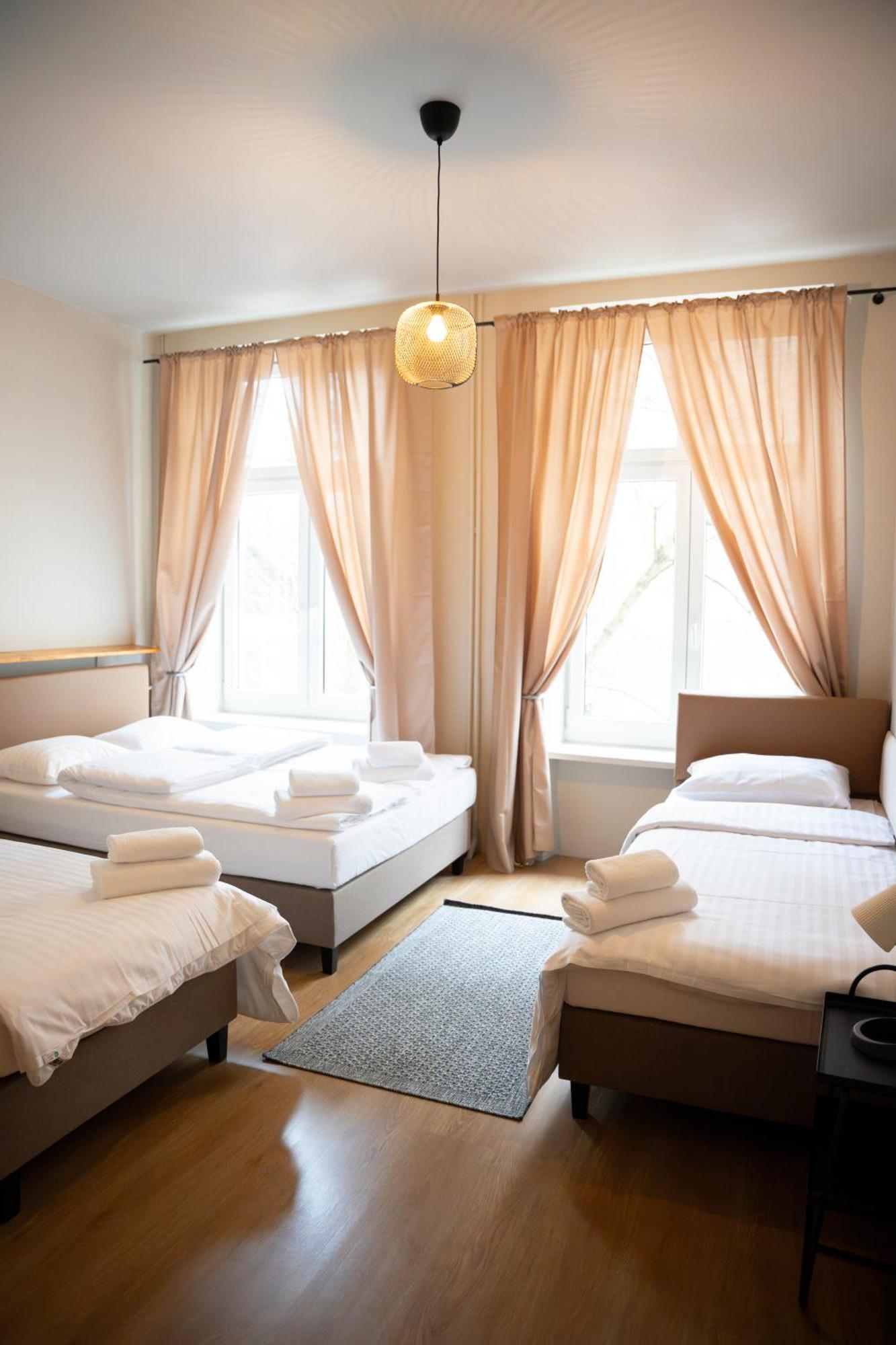 Hotelik Relax H360 Łódź Exterior foto